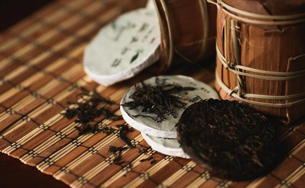 普洱茶里的酸味与堆味是怎么回事？